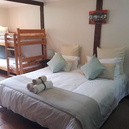 The Village Lodge Stormsrivier Bagian luar foto