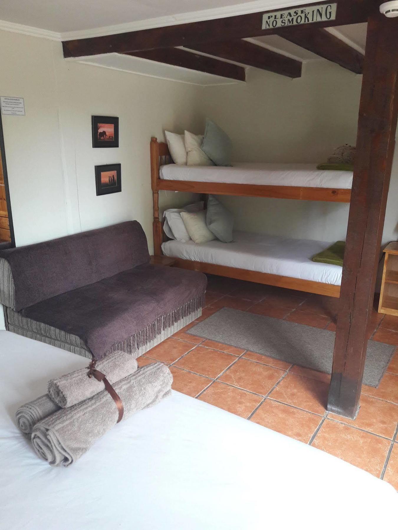 The Village Lodge Stormsrivier Bagian luar foto