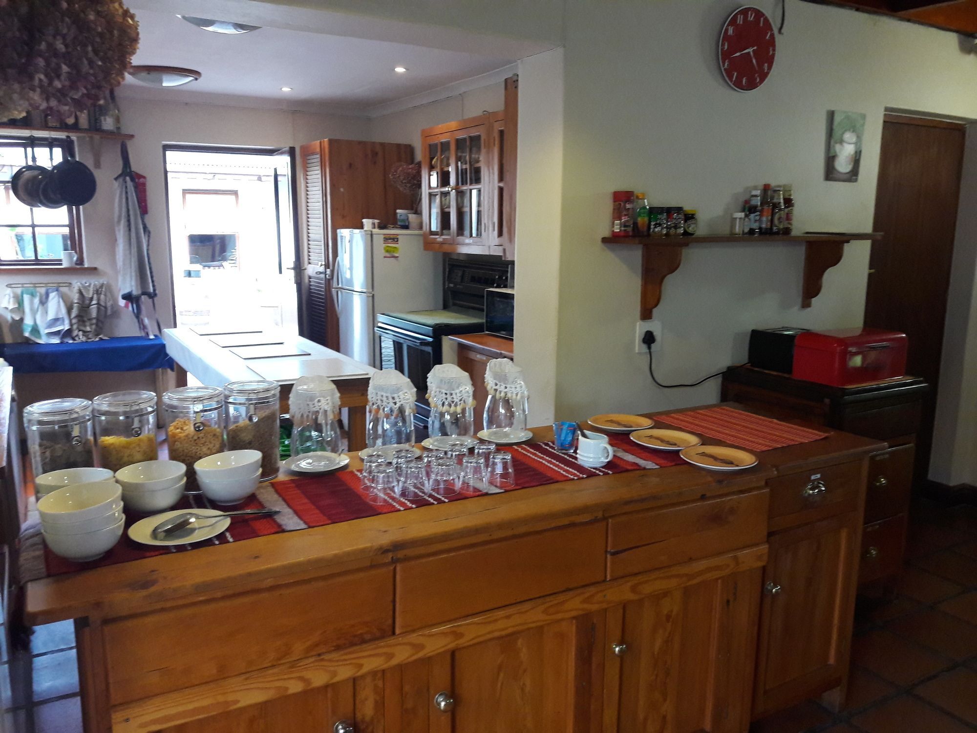 The Village Lodge Stormsrivier Bagian luar foto